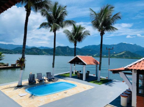 CASA NO MAR DE ANGRA